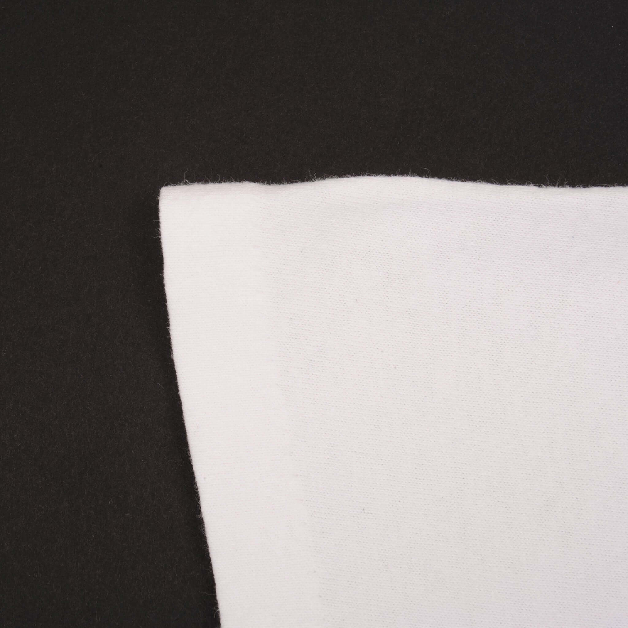 Vintage White NBA Chicago Bulls 1993 3 Times Champions Tee Shirt Size Medium With Single Stitch Sleeves. Made In USA.