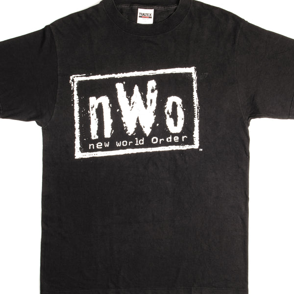 VINTAGE WRESTLING NWO TEE SHIRT SIZE LARGE MADE IN USA 1990s