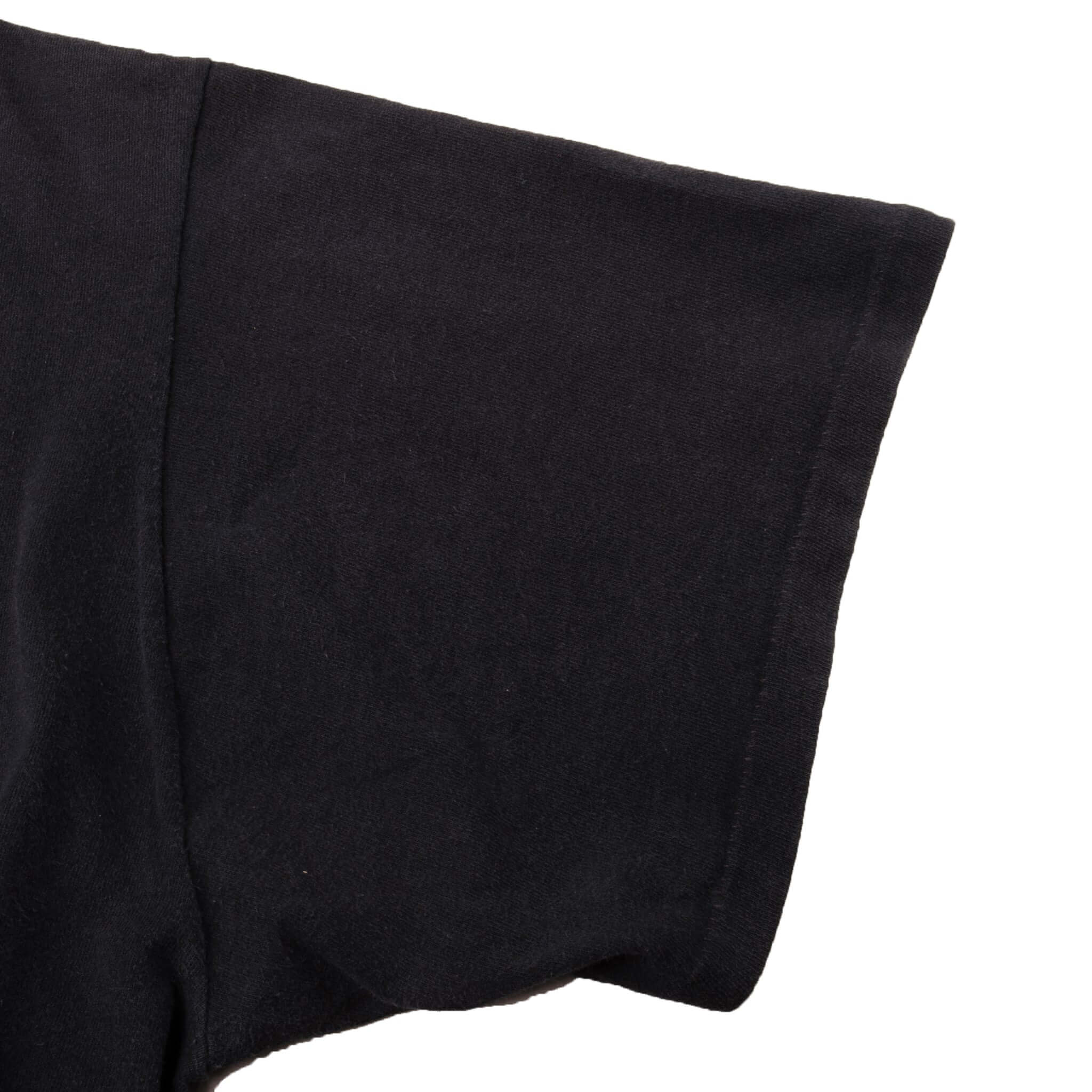 Vintage NBA Chicago Bulls World Champs 1993 Tee Shirt With Single Stitch Sleeves From The 1993 NBA Finals. Size XL. Made In USA