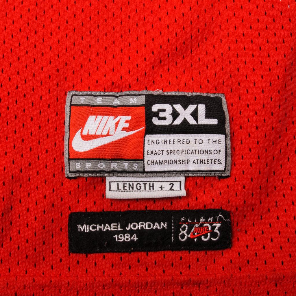 NIKE Michael Jordan Chicago Bulls Jersey Size 44 Large Swingman SEWN Black  8403