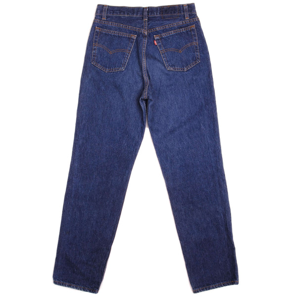 Beautiful Indigo Levis 501 Jeans 1988-1993 Made in USA with a very nice medium blue wash.  Size 29x29  Back Button S