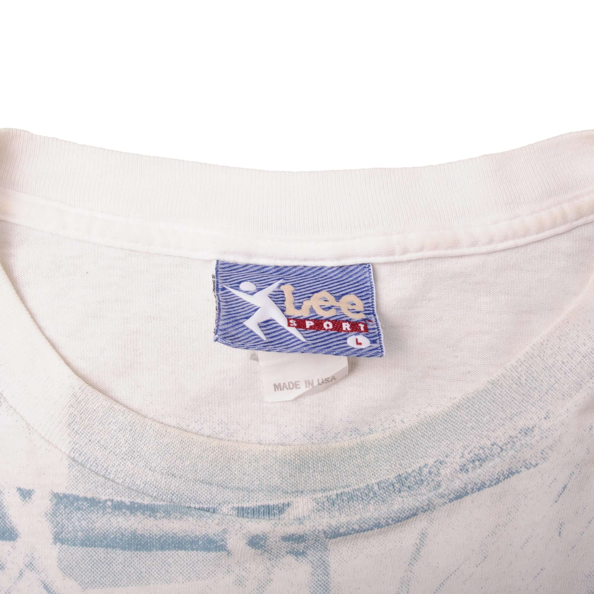 Vintage All Over Print NBA Chicago Bulls Champions Tee Shirt 2000S Size Large. Made In USA