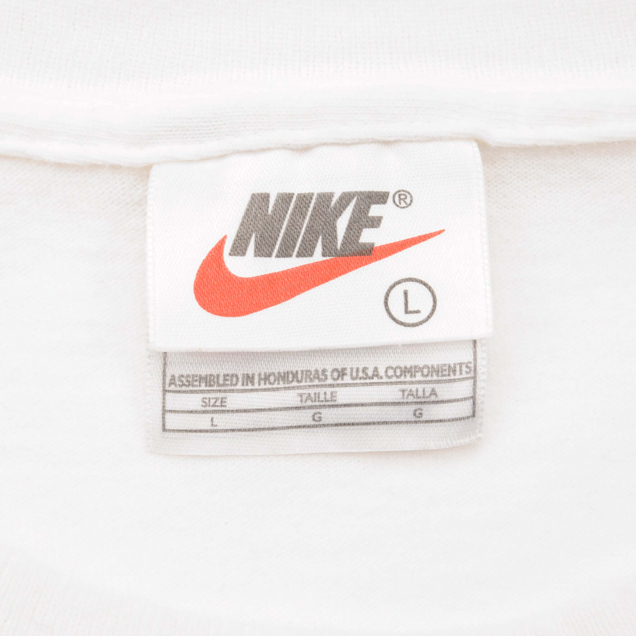 VINTAGE NCAA NIKE MICHIGAN WOMAN BASKETBALL BIG SWOOSH 1990S TEE SHIRT LARGE