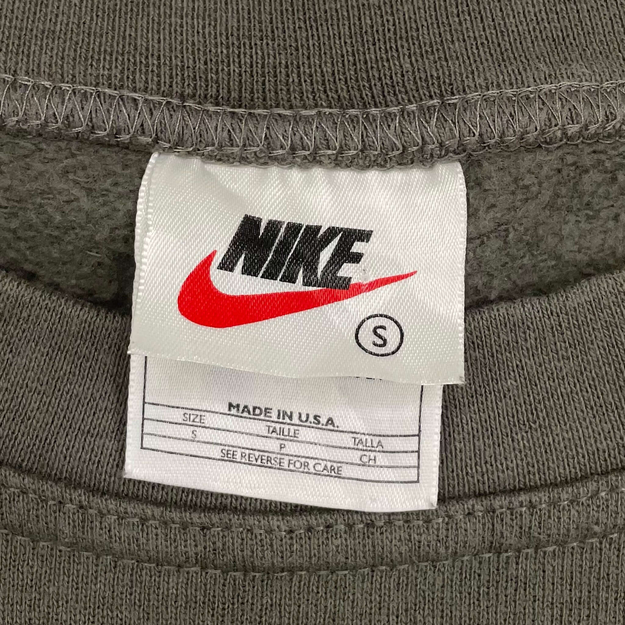 Vintage 90s nike top spellout sweatshirt